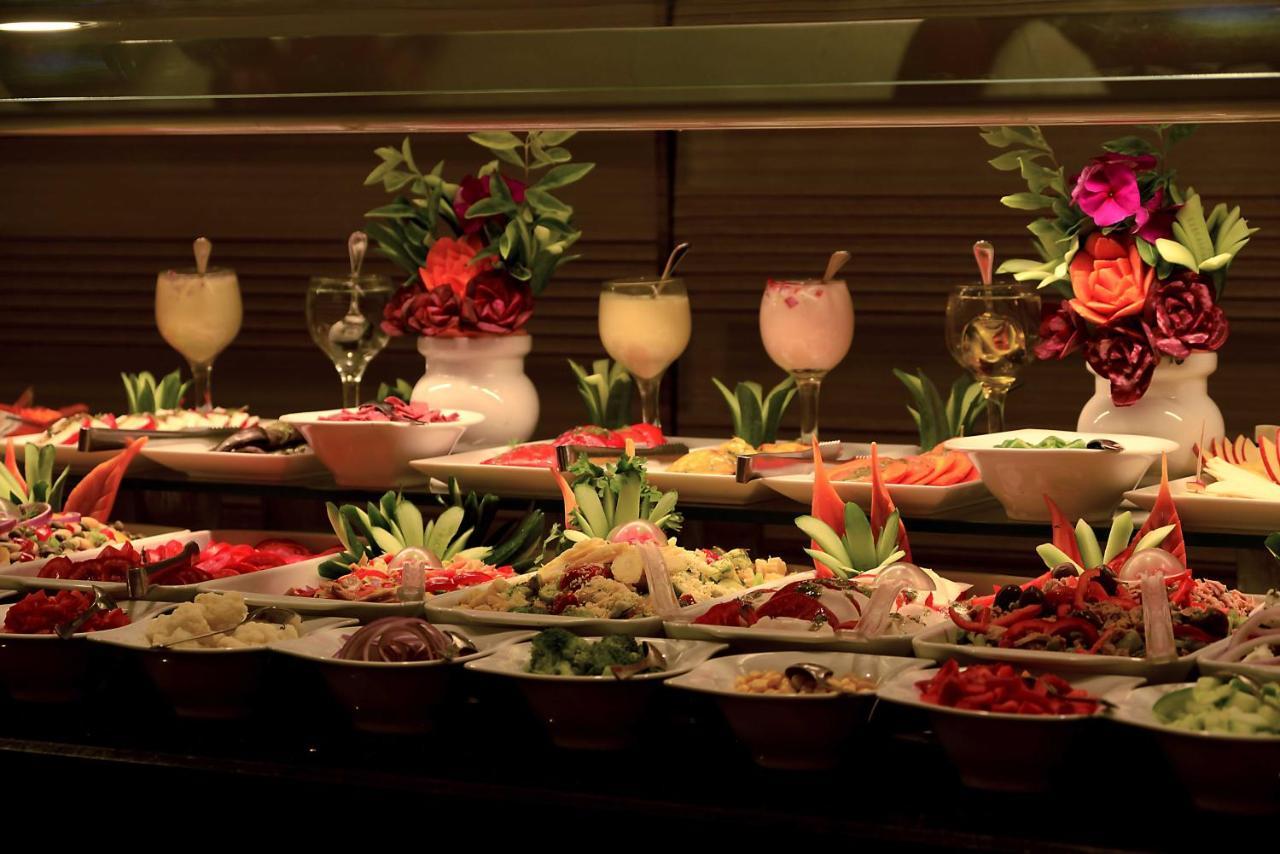 Pickalbatros Blu Spa Resort - Adults Friendly 16 Years Plus- Ultra All-Inclusive Hurghada Eksteriør bilde A salad bar